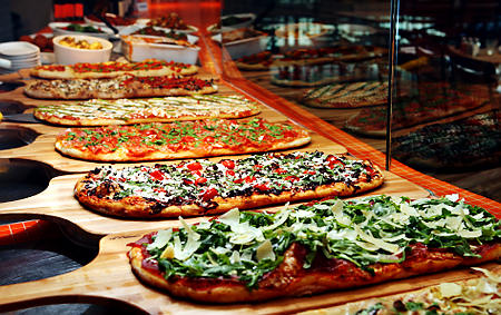 Excelentes y sabrosos menues pizzeros en Pizza Pronto Catering. Si buscas que tu evento sea especial y que tus invitados nunca lo olviden, Pizza Pronto Catering es la mejor opción